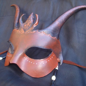 HORNED LOVE GODDESS