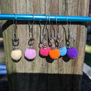 Bobble Stitch set of 6 stitch markers