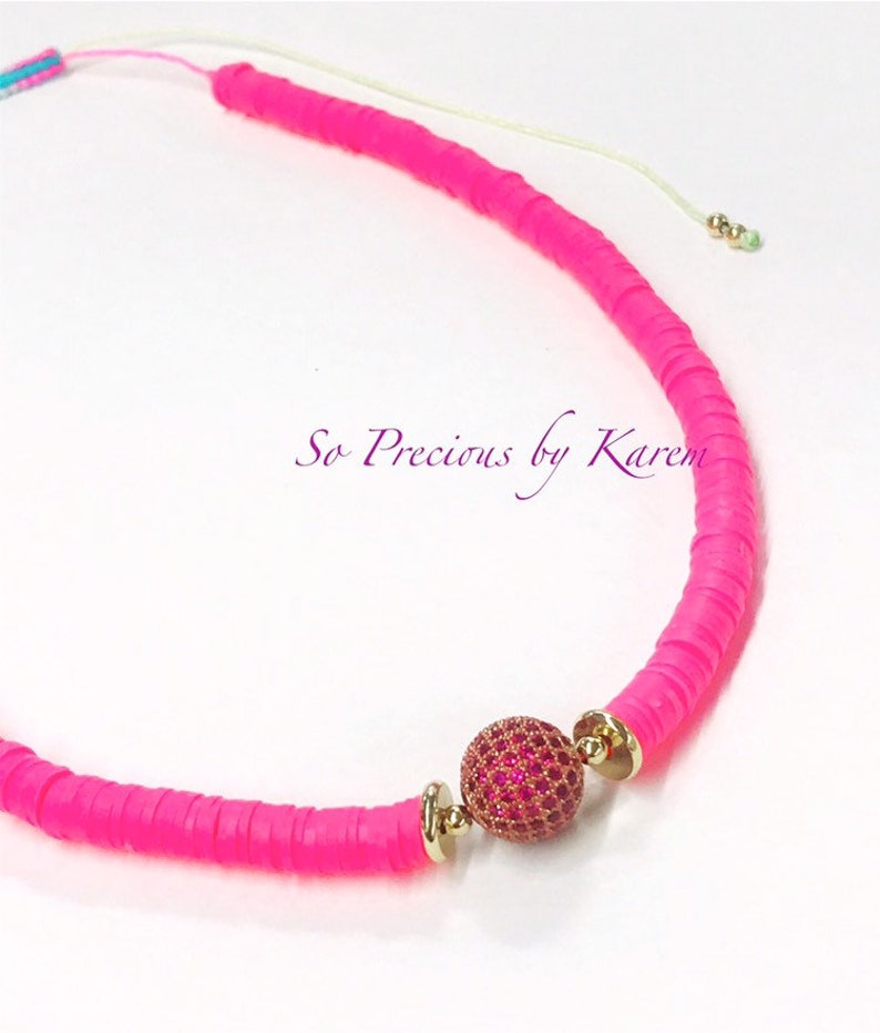 Pink ball choker