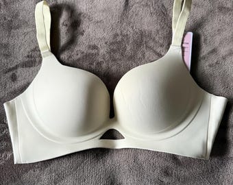 Sculpted Contour Bra