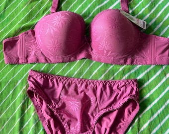 Pink Lace Bra and Panty Set – Floral Pattern Lingerie