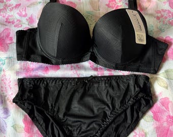 Dannaling Bra and Panty Set