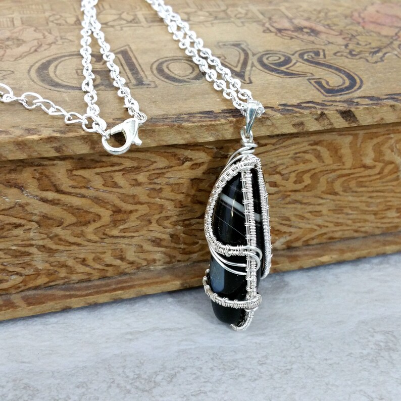 Wire Wrapped Agate Pendant Necklace Silver Etsy