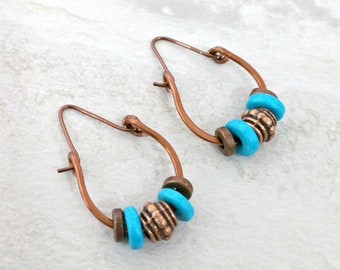 Captured Boho Elegance – Hammered Copper Hoop Earrings with Rustic Chic Charm