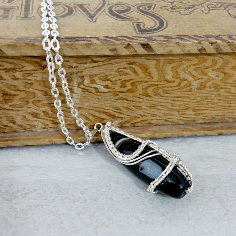 Wire Wrapped Agate Pendant Necklace Silver Etsy
