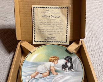 Vintage Porzellanteller „Who’s Sleepy“ von Bessie Pease Gutmann aus dem Jahr 1985, Hamilton Collection, mit Echtheitszertifikat und Box.