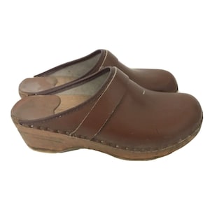 Vtg BASTAD Originals Brown Leather Clogs Shoes Sweden EU 35 US 5 - 5.5