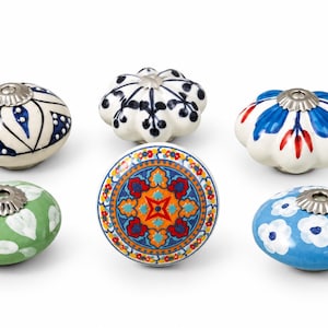 Juego de 6 pomos de cerámica para armarios, pomos para cajones con diseño mixto pintados a mano, colección completa.