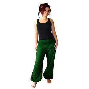 Yoga pants Pluderhose Pump pants dark green Pants kissagato green image 2