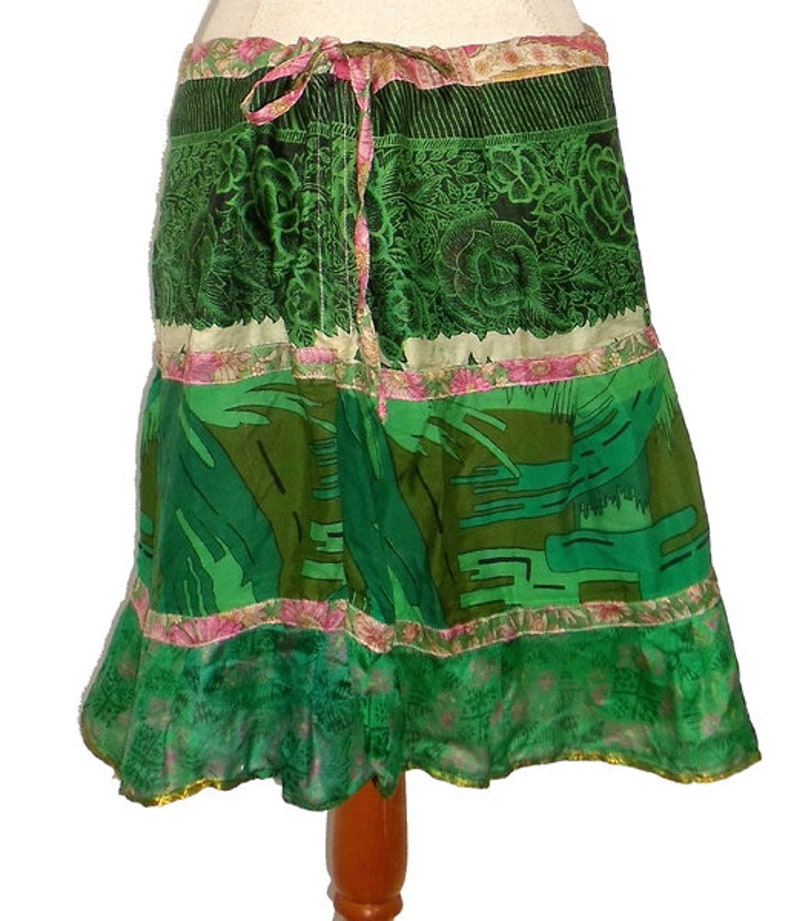 Falda de patchwork GUPPI, falda de panel, falda circular, n.° B3, sari kissagato, reciclaje imagen 1