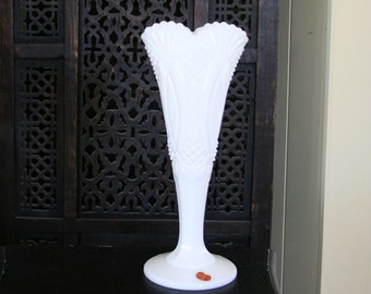Vintage Milk Glass Vase - L.E. Smith Unusual, Tall Vase - Wedding Decor - Wedding Present - Wedding Vase - Home Decor, Housewarming