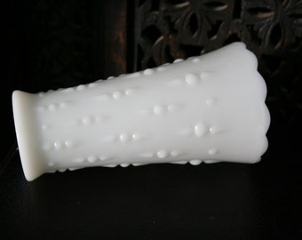 Vintage White Milk Glass Scalloped Vase - Wedding Decor, Home Decor - Housewarming Gift - Classic Wedding,  Party Decor, Shabby Chic
