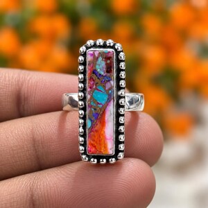 Anello con turchese Multi Spiny Oyster in rame e argento sterling 925, anello rettangolare lungo e vistoso, anello con gemma in stile boho sud-occidentale, regalo per lei