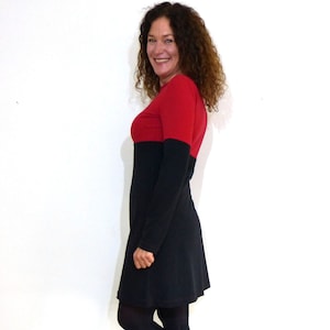 Women&#39;s dress A-shape - black, red cotton fleece