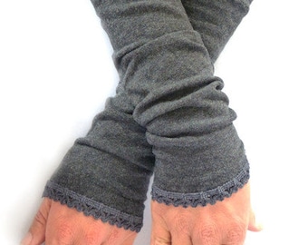 Arm warmers, fingerless gloves in dark gray with border in dark gray