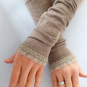 Arm warmers, fingerless gloves in light brown with velvet ruffles image 1