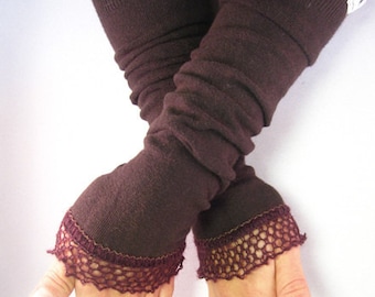 Arm warmers, fingerless gloves in brown with wool ruffles