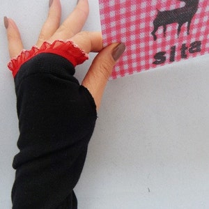 Cuffs, arm warmers with thumb hole black ruffle image 1