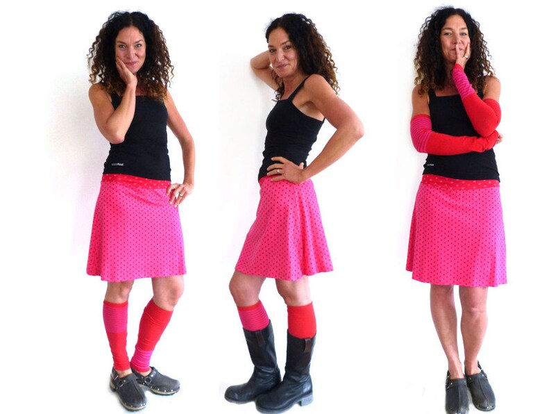 Arm warmers and leg warmers, red, pink stripes, stripes image 1