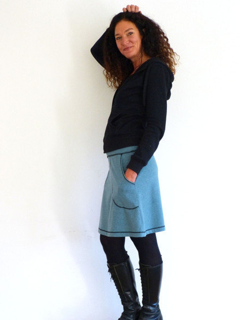 Aqua Bundrock with pockets in a-form light blue