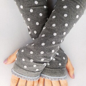 Cuffs, arm warmers with thumb hole, gray dotted image 2