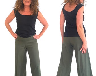 Culotte trousers made of sturdy jersey with a high waistband, olive, organic