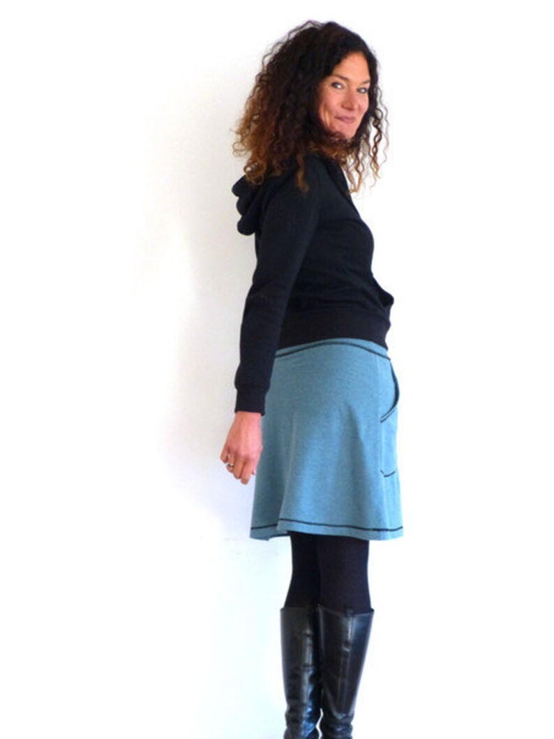 Aqua Bundrock with pockets in a-form light blue