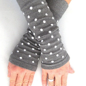 Cuffs, arm warmers, wrist warmers - grey dotted