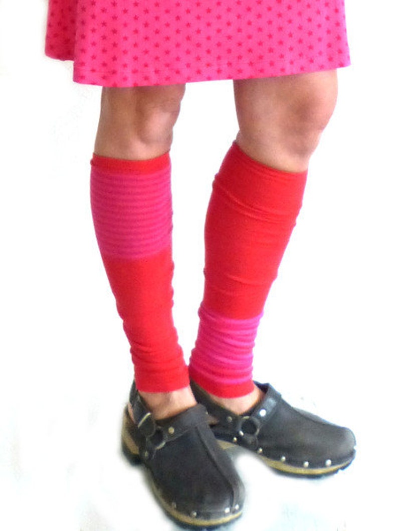 Arm warmers and leg warmers, red, pink stripes, stripes image 4