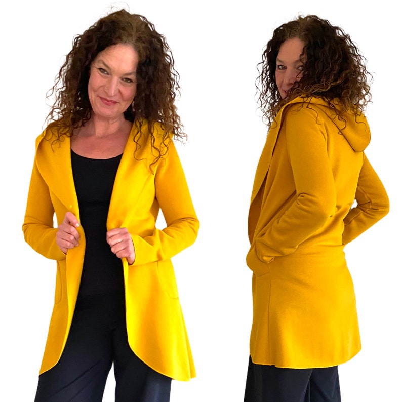 Manteau à capuche long avec poches et bouton pression, jaune ocre image 1