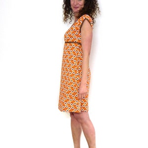 Dress in A-shape, puff sleeves brown, orange ORGANIC image 2