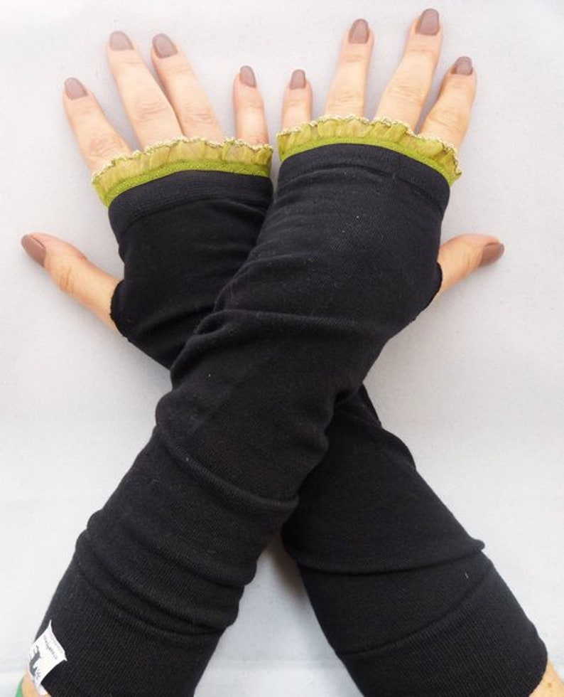 Cuffs, arm warmers with thumb hole black, green image 2