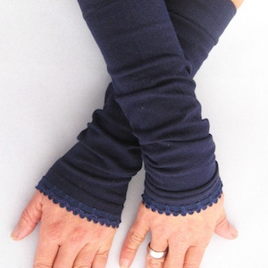Arm warmers, fingerless gloves in navy blue with blue trim image 1