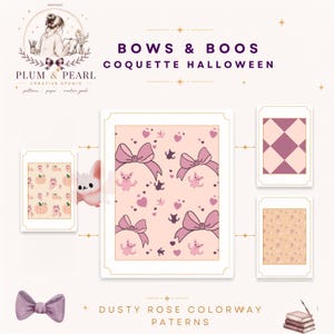 Op de afbeelding: Een digitale patrooncollectie getiteld BOWS & BOOS COQUETTE HALLOWEEN DUSTY ROSE COLORWAY PATTERNS. De afbeelding toont diverse rechthoekige stalen met roze strikken, kleine vleermuizen, hartjes, pompoenen en spookjes, naast een ruitpatroon.