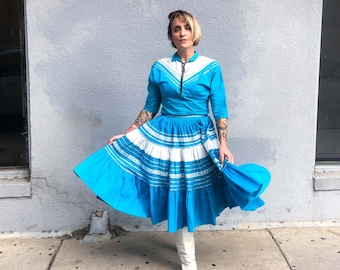 XS- Small Vintage Square Dancing Set 2 Piece Skirt and Top : Bogart's of Texas Turquoise White Silver Rick Rack