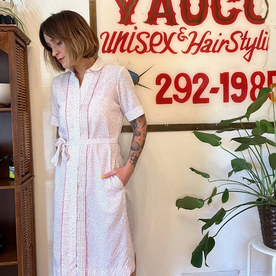 Small Vintage Floral Shirt Dress White with Pink Fl… Gem