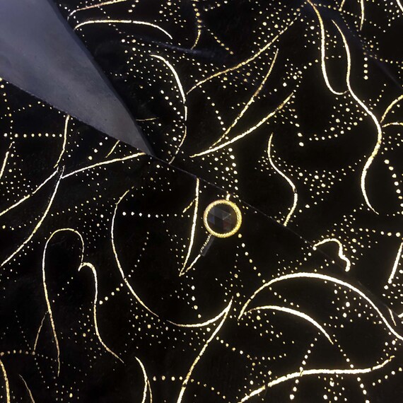 Large Vintage Black Velvet with Gold Paint Blazer… - image 9