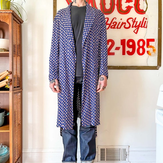 Medium Vintage 1940's Robe : Navy Blue, Dark Red … - image 2