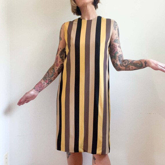 Medium Petite Vintage 1960's Striped Shift Dress … - image 3