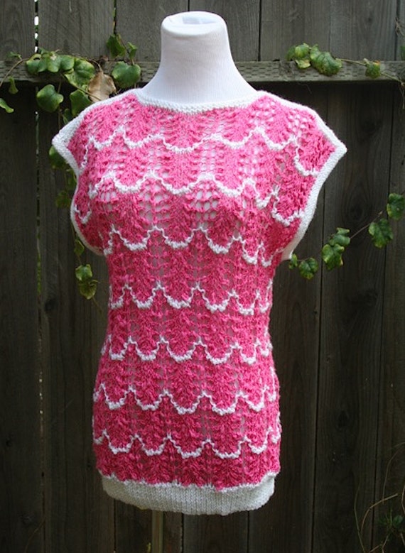 Small Vintage Pink and White Knit Sweater Short S… - image 2