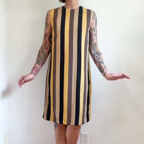 Medium Petite Vintage 1960's Striped Shift Dress … - image 2