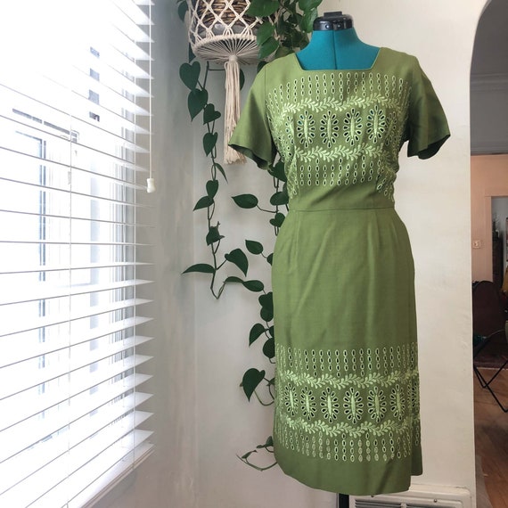 Vintage Green Eyelet Dress : Large