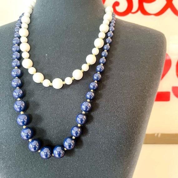 Vintage Navy Blue Plastic Beaded Necklace : Navy … - image 5