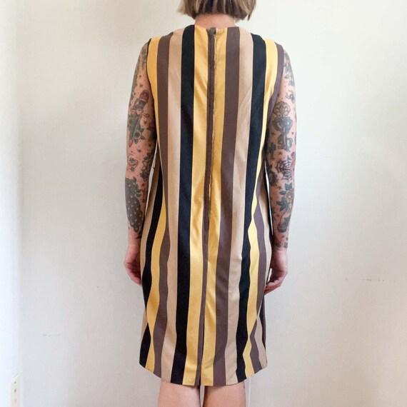 Medium Petite Vintage 1960's Striped Shift Dress … - image 5