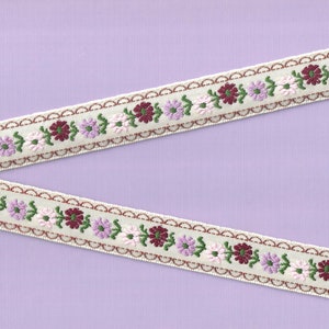 BLUMEN- D-16-B Jacquard-Band-Baumwollbesatz 3/4 "breit (20 mm) VINTAGE, Lt Beige mit rosa, lila und weinroten Blumen, grünen Akzenten