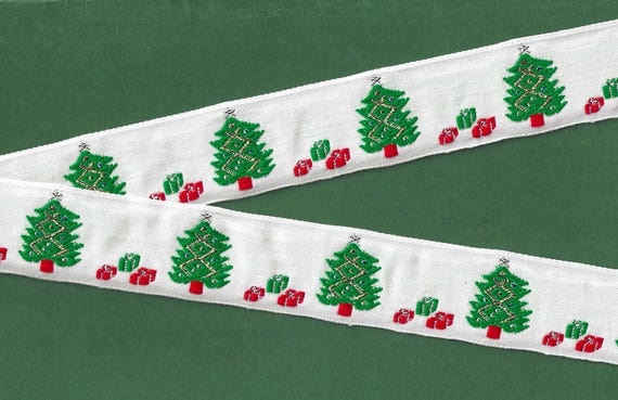 HOLIDAY G-05-A Jacquard Ribbon Poly Trim 1-1/4" wide (32mm) VINTAGE White w/Green Trees, Metallic Gold Garland & Ornaments, Silver Accents