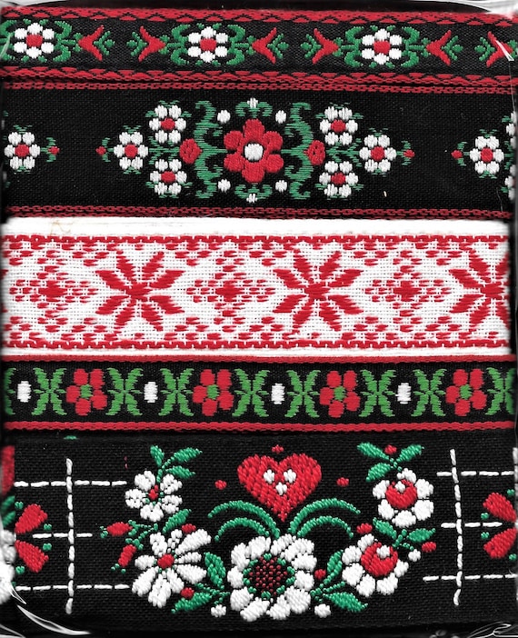 RIBBON PAK-72 Jacquard Ribbon Cotton Trim, 1yd each of 5 Different Vintage Holiday Christmas Ribbons in Black, Red, White & Green