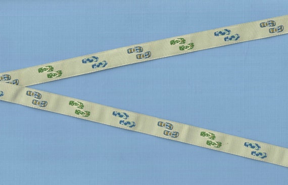 NOVELTY/Beach B-06-A Jacquard Ribbon Poly Trim 1/2" wide (13mm) "Sandals" Beige Background w/Multi Colored Beach Flip Flops, Per Yard