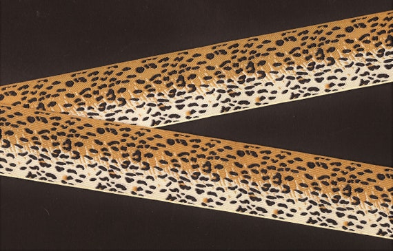 ANIMALS/Prints H-02-A Jacquard Ribbon Polyester Trim 1-1/2" wide (38mm) Beige & Cream Background w/Black Leopard Print