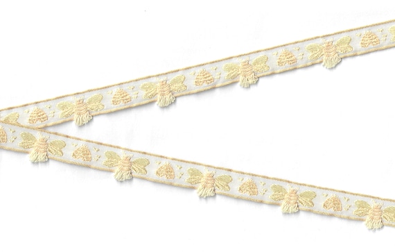 INSECTS C-07-C Jacquard Ribbon Cotton Trim 5/8" wide (16mm) VINTAGE RARE Made in France, White w/Pale Yellow Fringed Bumble Bees & Hives